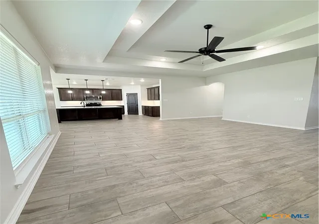 Photo 3 of Single family home for sale at 516 Roy Cordell St, Killeen, TX 76542 | MLS# 590762 | Listing updated on 2026-10-01