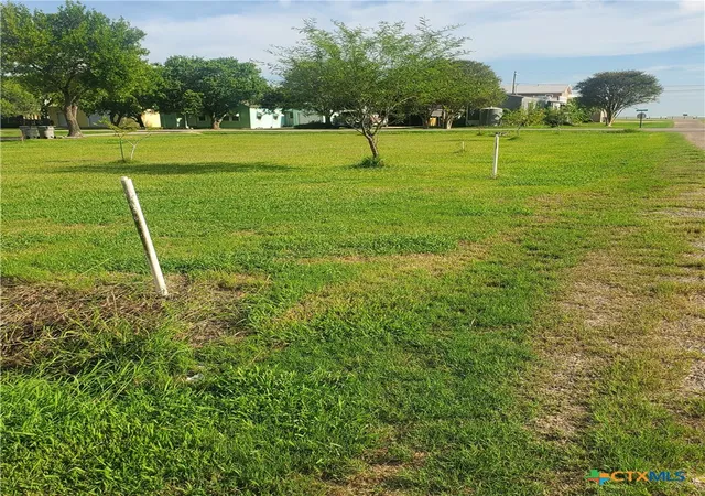 4th image of 604 W Washington Ave, Seadrift, TX 77983 | MLS# 591099