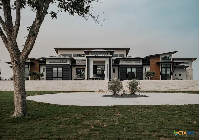Homes for sale in Victoria, TX | 3466 Levi Sloan Rd, Victoria, TX 77904 | MLS# 592605