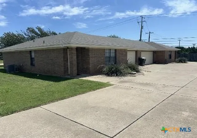 2nd image of 910 Mcdaniel Cir, Killeen, TX 76543 | MLS# 592122