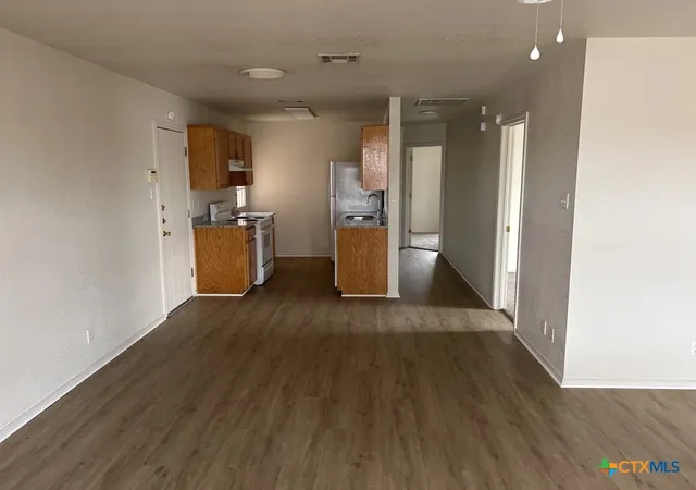 5th image of 912 Mcdaniel Cir, Killeen, TX 76543 | MLS# 592129