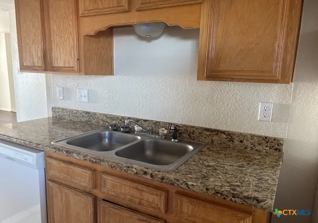 5th image of 906 Mcdaniel Cir, Killeen, TX 76543 | MLS# 591634