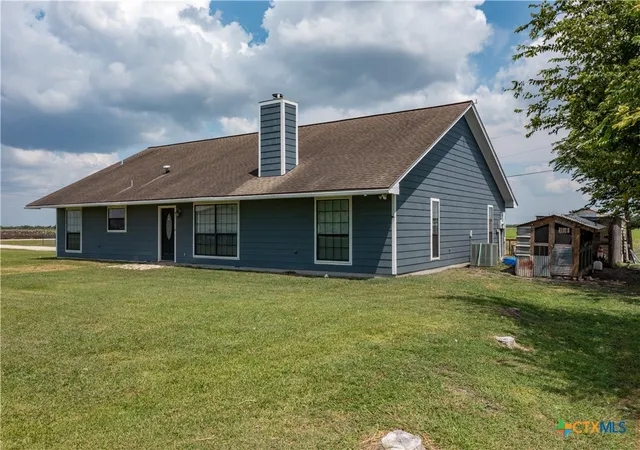 2nd image of 2507 Boyd Rd, Port Lavaca, TX 77979 | MLS# 593068