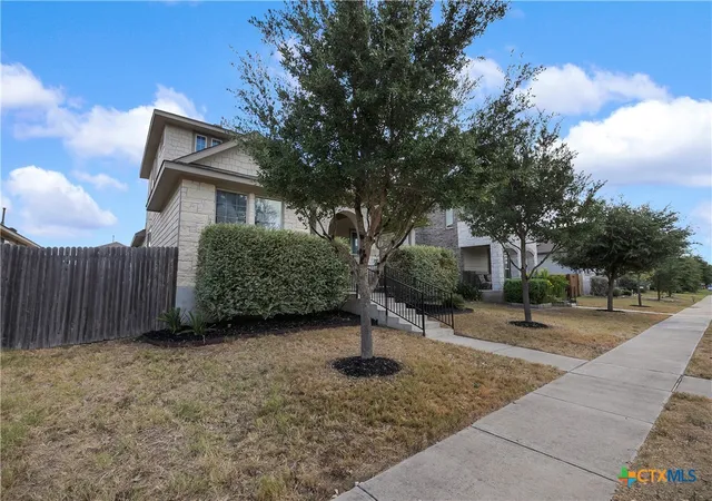 2nd image of 214 Alford St, San Marcos, TX 78666 | MLS# 593294
