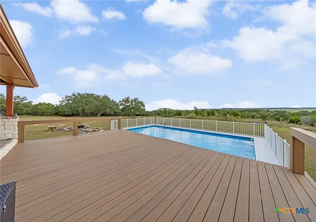 Photo 4 of Single family home for sale at 16900 S Highway 195 St, Killeen, TX 76542 | MLS# 592978 | Listing updated on 2026-07-10