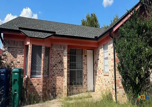 1st image of 925 Holly St, Copperas Cove, TX 76522 | MLS# 593901