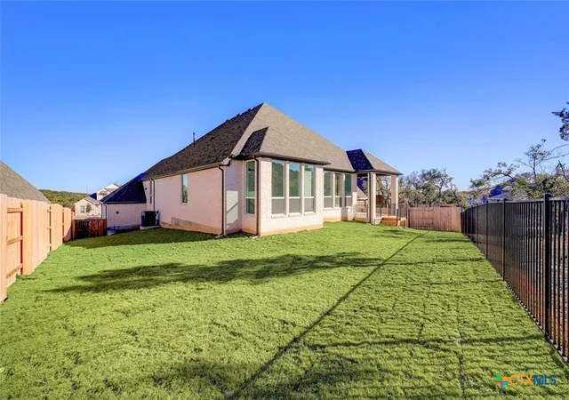 31st image of 121 Cherokee Sedge Path, San Marcos, TX 78666 | MLS# 593903