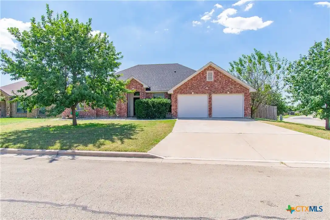 Photo 1 of Single family home for sale at 202 Weeping Willow Ct, Nolanville, TX 76559 | MLS# 594032 | Listing updated on 2026-10-21