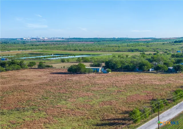 Homes for sale in Martindale, TX | 15350 San Marcos Hwy, Martindale, TX 78655 | MLS# 594630