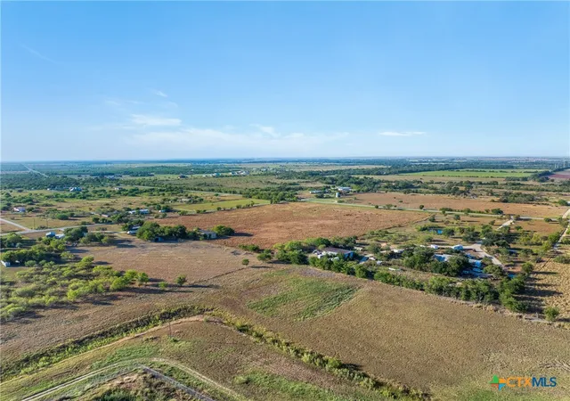 Homes for sale in Martindale, TX | 15350 San Marcos Hwy, Martindale, TX 78655 | MLS# 594630