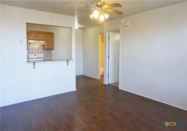Photo 2 of Sale Pending at 411 E Central Texas Expy, Killeen, TX 76541 | MLS# 595177 | Listing updated on 2026-06-02