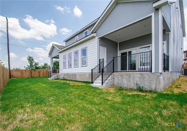 2nd image of 121 Calvin Smith Ln, Jarrell, TX 76537