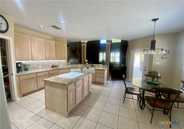 5th image of 256 Las Brisas Blvd, Seguin, TX 78155 | MLS# 595436