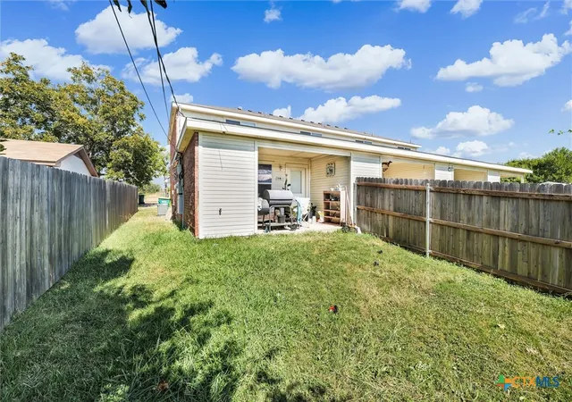 2nd image of 106 Bluebonnet St, Gatesville, TX 76528