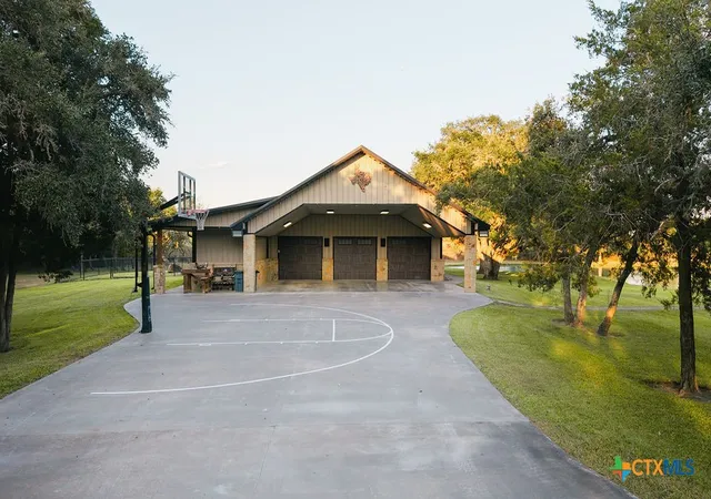 Photo 3 of Single family home for sale at 436 Jentry Rd, Inez, TX 77968 | MLS# 595035 | Listing updated on 2026-07-31