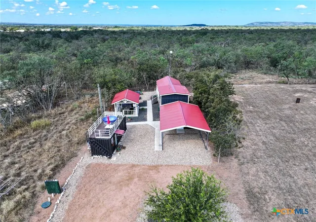 Homes for sale in Kingsland, TX | 4113 Hermosa Dr, Kingsland, TX 78639 | MLS# 595467
