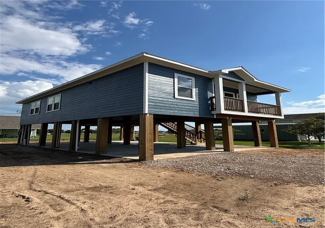 2nd image of 423 Calumet, Palacios, TX 77465 | MLS# 595849