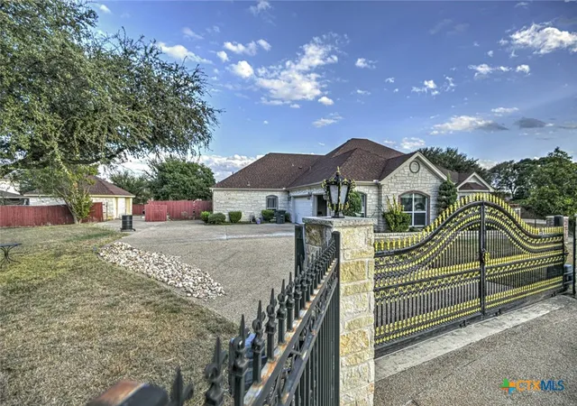 2nd image of 5602 Creekwood Ct, Killeen, TX 76542 | MLS# 580056