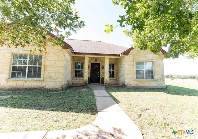 Photo 1 of Single family home for sale at 2542 Witter Rd, Lockhart, TX 78644 | MLS# 596581 | Listing updated on 2026-03-25