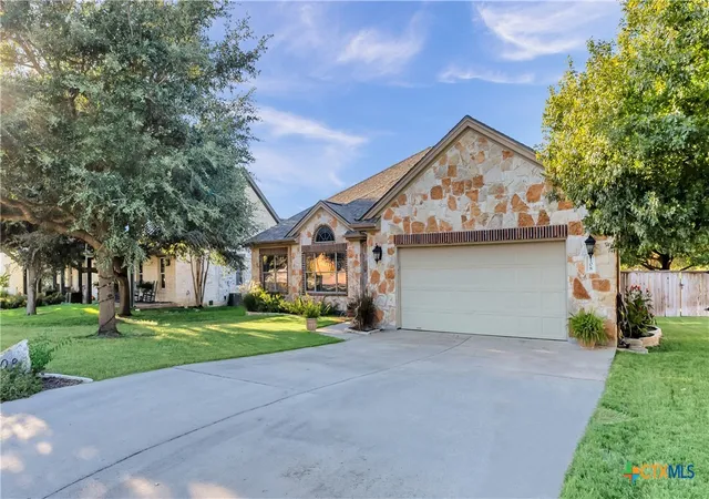 Photo 3 of Single family home for sale at 108 Natalies Point, Burnet, TX 78611 | MLS# 597158 | Listing updated on 2026-07-15
