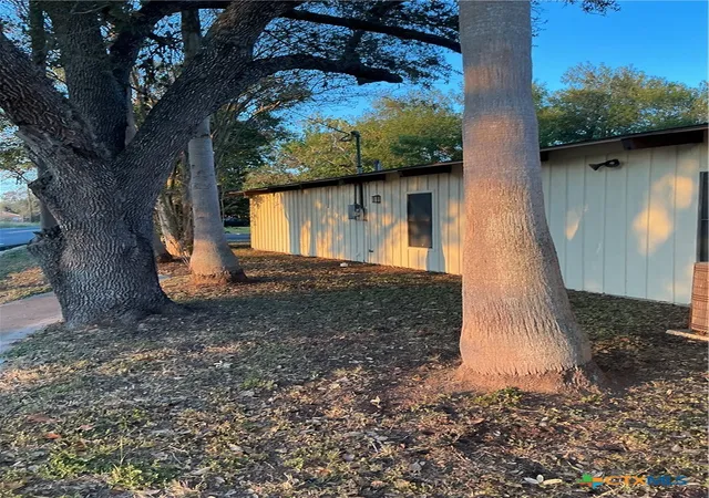 26th image of 407 Wisteria Ave, Victoria, TX 77901 | MLS# 597023