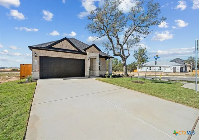 Photo 1 of Sale Pending at 200 Adlai Ave, Georgetown, TX 78633 | MLS# 597678 | Listing updated on 2026-05-09