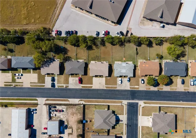 Photo 3 of House for sale at 3321 Chisholm Trl, Killeen, TX 76542 | MLS# 597713 | Listing updated on 2026-10-06