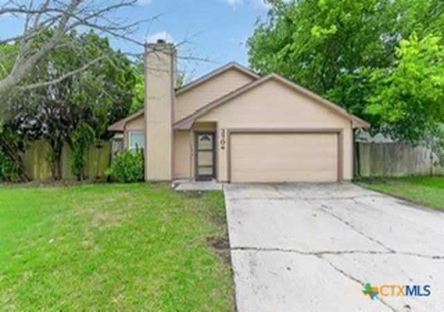 Photo 2 of Sale Pending at 3704 Daniels Dr, Killeen, TX 76543 | MLS# 597801 | Listing updated on 2026-07-23