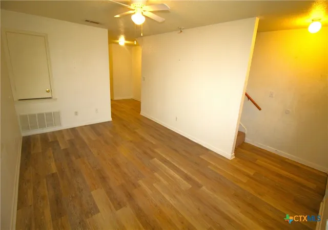 Listing Photo 5 - Condo for sale in building located at 3700 Y S Pak Ct, Killeen, TX 76542