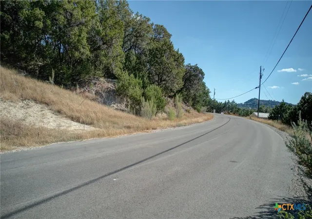 Photo 10 of Land for sale at 915/935 Five Oaks Cir, Canyon Lake, TX 78133 | MLS# 598223 | Listing updated on 2026-02-24