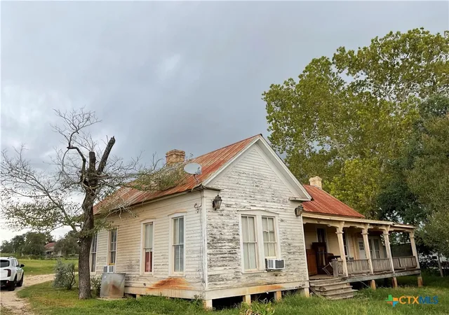 Homes for sale in Gonzales, TX | 14394 Us Hwy 90a, Gonzales, TX 78629 | MLS# 598275