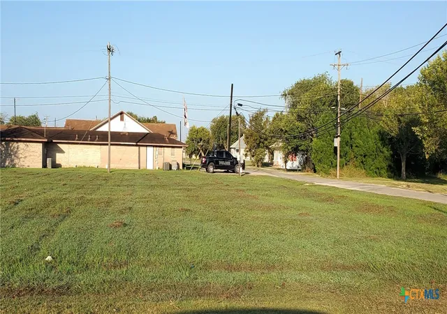 2nd image of 502 508 S Main St, Seadrift, TX 77983 | MLS# 598388