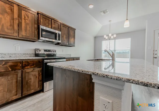 Photo 2 of Single family home for sale at 1104 Karen Dr, Killeen, TX 76549 | MLS# 598249 | Listing updated on 2026-06-16