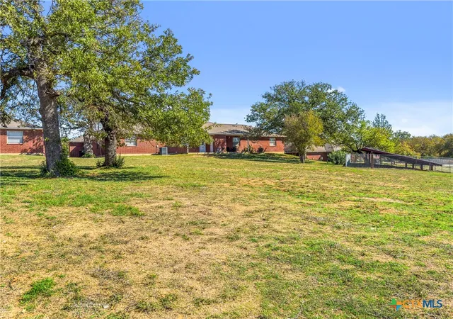 Homes for sale in Kingsland, TX | 2102 Cedar Valley Dr, Kingsland, TX 78639 | MLS# 597891