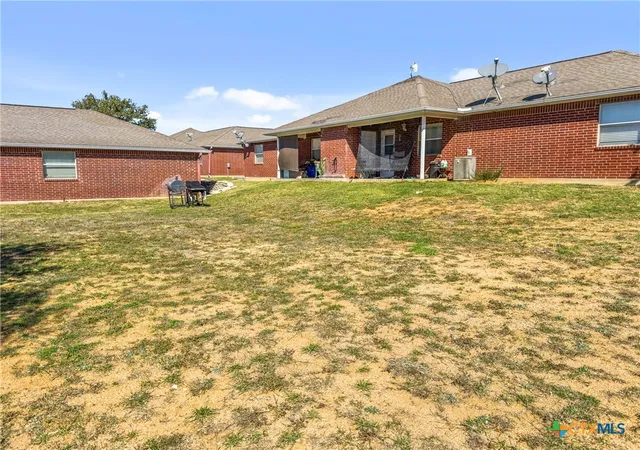 Homes for sale in Kingsland, TX | 2102 Cedar Valley Dr, Kingsland, TX 78639 | MLS# 597891