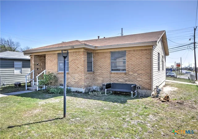 Photo 2 of Single family home for sale at 1206 Jefferis Ave, Killeen, TX 76543 | MLS# 598955 | Listing updated on 2026-06-02