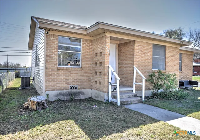 Photo 3 of Single family home for sale at 1206 Jefferis Ave, Killeen, TX 76543 | MLS# 598955 | Listing updated on 2026-06-02