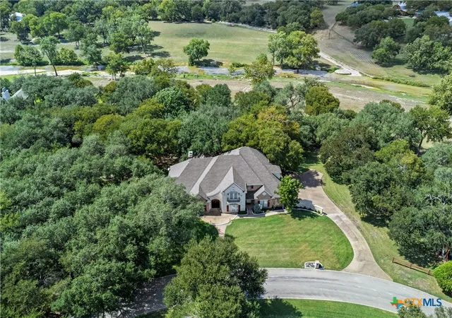 Photo 2 of Single family home for sale at 300 Salado Crk Pl, Salado, TX 76571 | MLS# 599382 | Listing updated on 2026-07-17