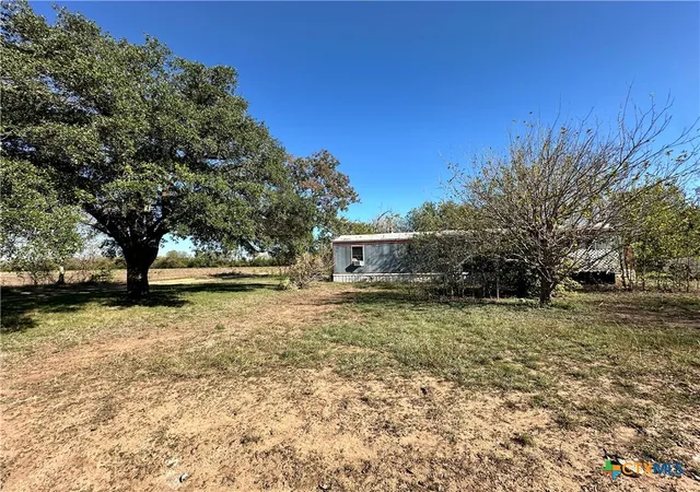 Manufactured home for sale at 2577 Villa Vista #24, Seguin, TX 78155 | MLS# 599478