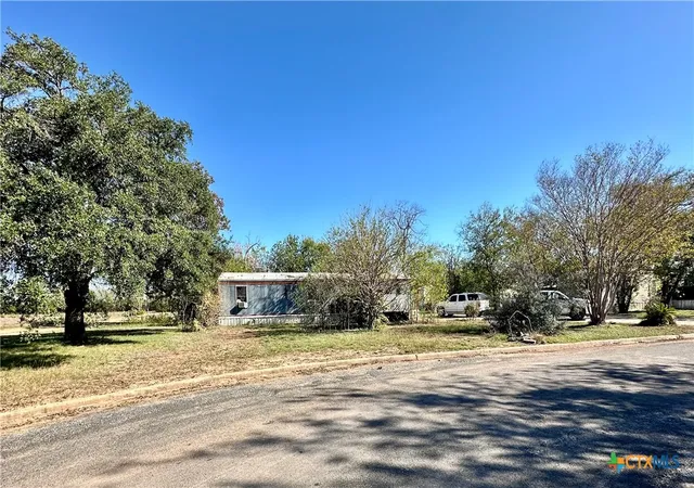 Photo 2 of Manufactured home for sale at 2577 Villa Vista #24, Seguin, TX 78155 | MLS# 599478 | Listing updated on 2026-05-26