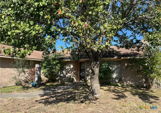 2nd image of 114 Chevy Chase St, Port Lavaca, TX 77979 | MLS# 599553