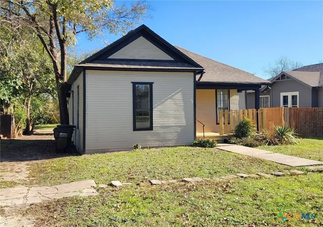 Photo 3 of Single family home for sale at 209 S 27th Street, Temple, TX 76504 | MLS# 599612 | Listing updated on 2026-05-07