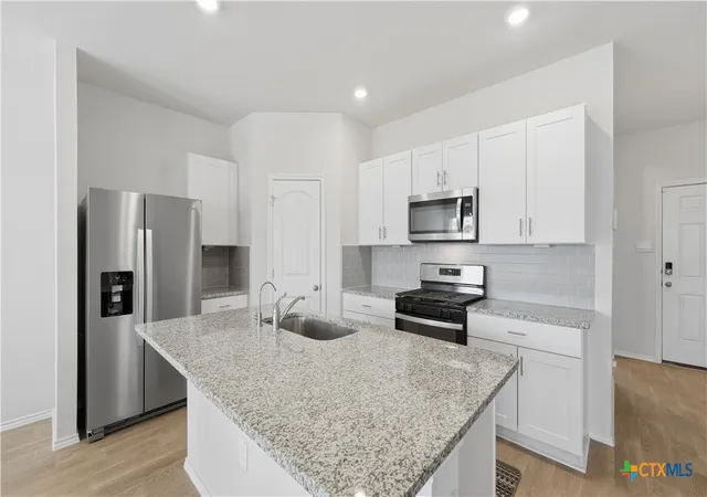 Photo 4 of Single family home for sale at 1708 Violeteared Way, Lockhart, TX 78644 | MLS# 599961 | Listing updated on 2026-05-13