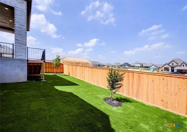 18th image of 437 Hulda Trl, New Braunfels, TX 78130 | MLS# 600231