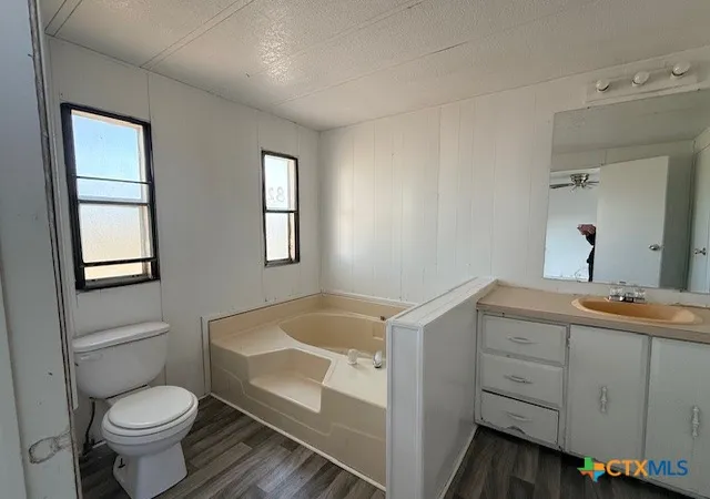 Photo 4 of Manufactured home for sale at 135 Creekway Ln, Seguin, TX 78155 | MLS# 599919 | Listing updated on 2026-03-26