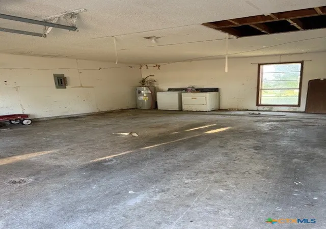 Photo 20 of Sale Pending at 215 Price St, Yoakum, TX 77995 | MLS# 600418 | Listing updated on 2026-07-29