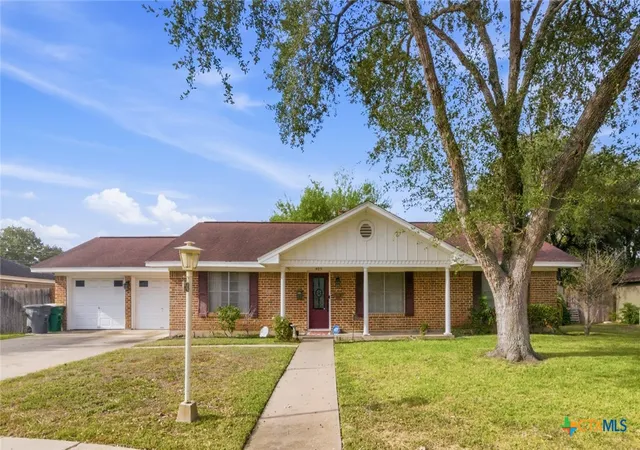 Homes for sale in Victoria, TX | 403 Salisbury Ln, Victoria, TX 77904 | MLS# 600137