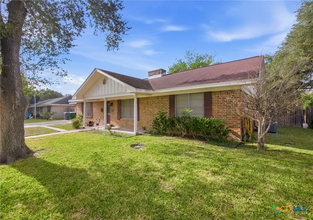 Homes for sale in Victoria, TX | 403 Salisbury Ln, Victoria, TX 77904 | MLS# 600137