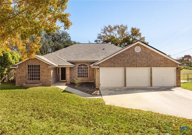 2nd image of 313 Ridge Crest Dr, Seguin, TX 78155 | MLS# 600493