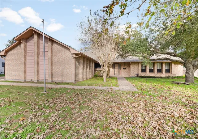 1st image of 603 Suzanne St, Edna, TX 77957 | MLS# 600652